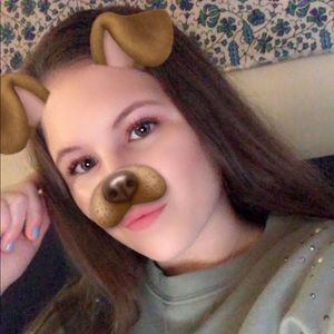 Meet your Posher, Mackenzie